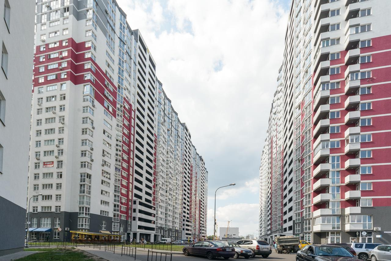 Smart Apartments Drahomanova Kijev Kültér fotó